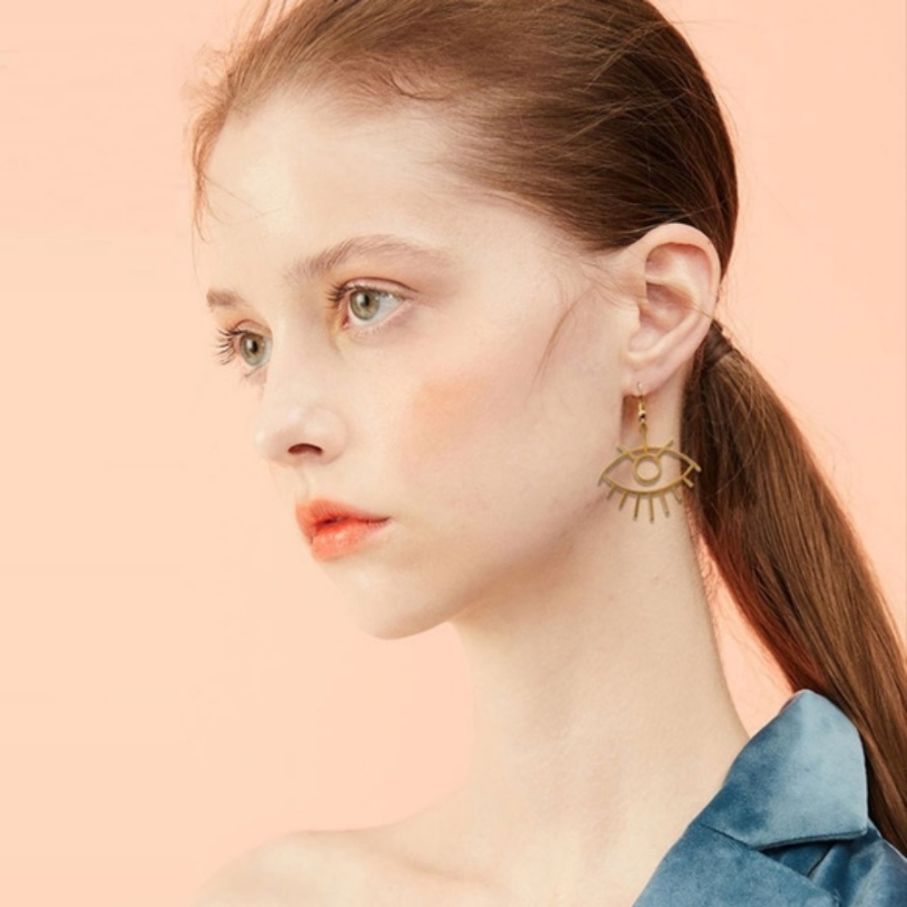 Minimalist Artists Art Eye Drop Earrings - Picture 5 of 8